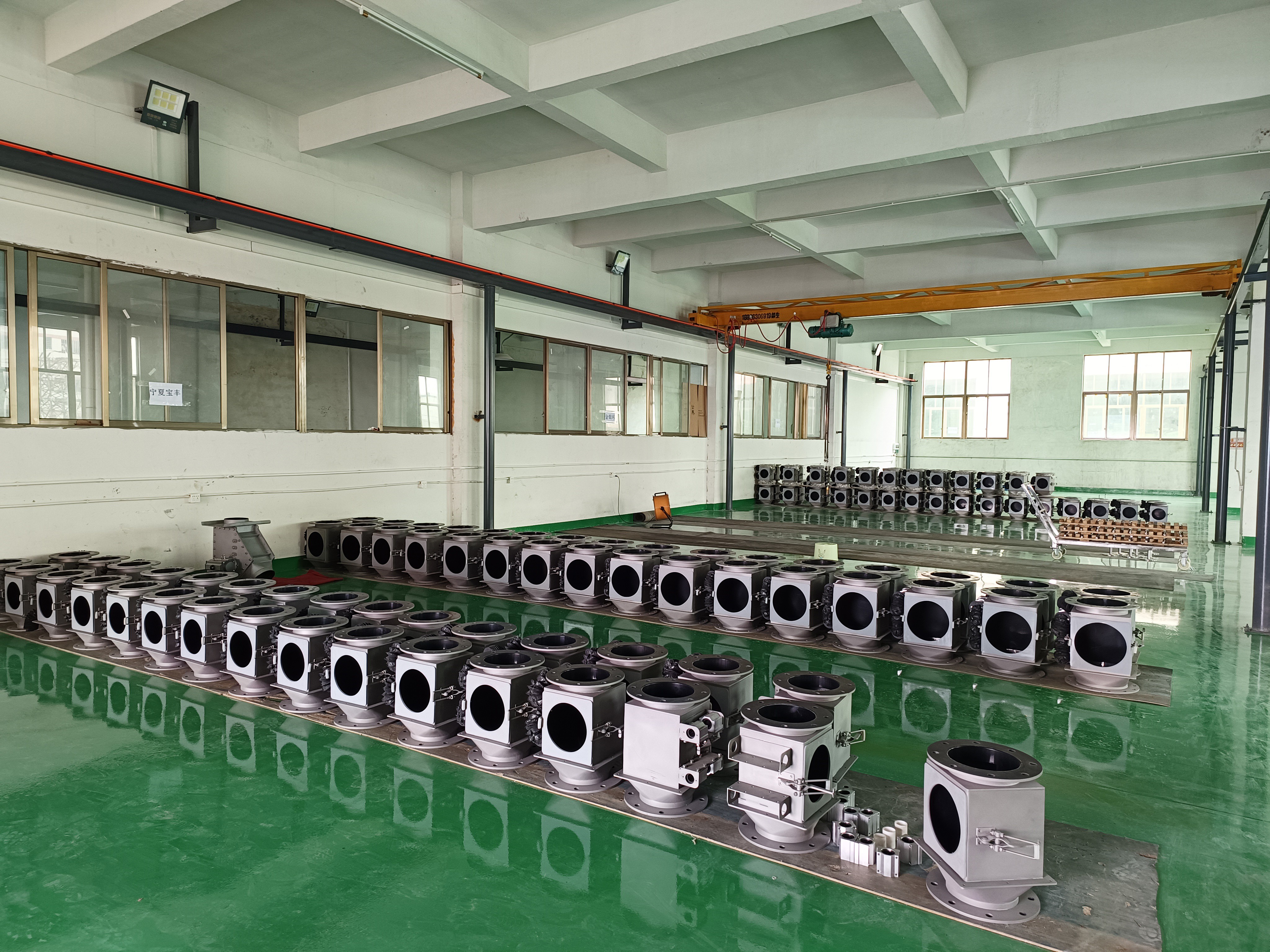 Thiết bị loại bỏ sắt nào phù hợp để loại bỏ sắt gốm?